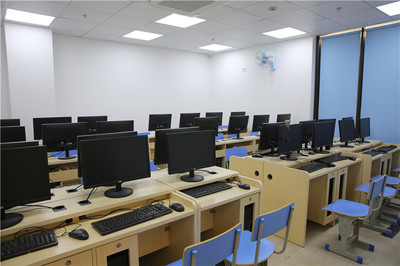 上海育通教育信息咨詢 專業(yè)引領，助力教育夢想